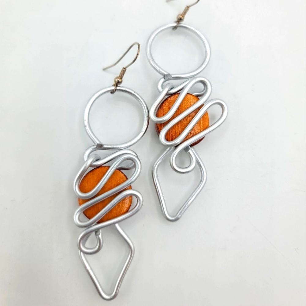 M&M Links Modern Handmade Earrings with Geometric Aluminum Wire and Wooden Beads